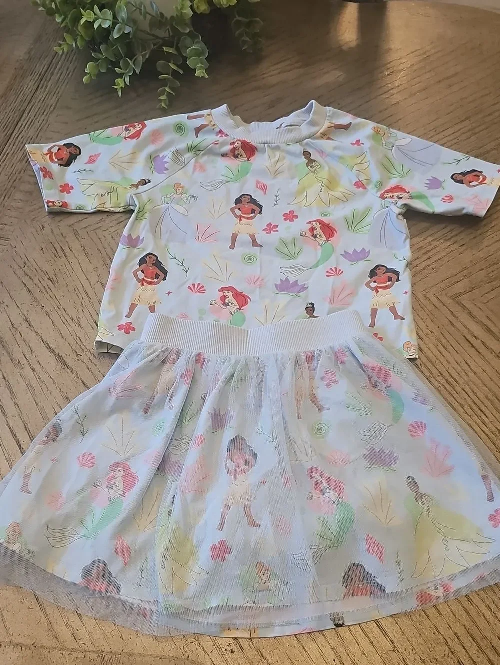 Disney Blue Pastel Princess Print Top and Tulle Skort Size 5/6
